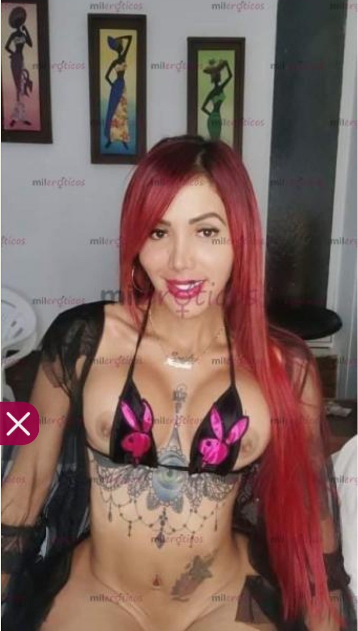 CUIDADO SEÑORES; HERMOSA TRANS LADRONA CON NAVAJA EN MANO..