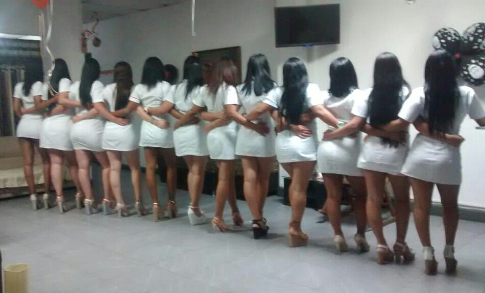 SALA DE MASAJES VERSALLES NORTE 323 2998626