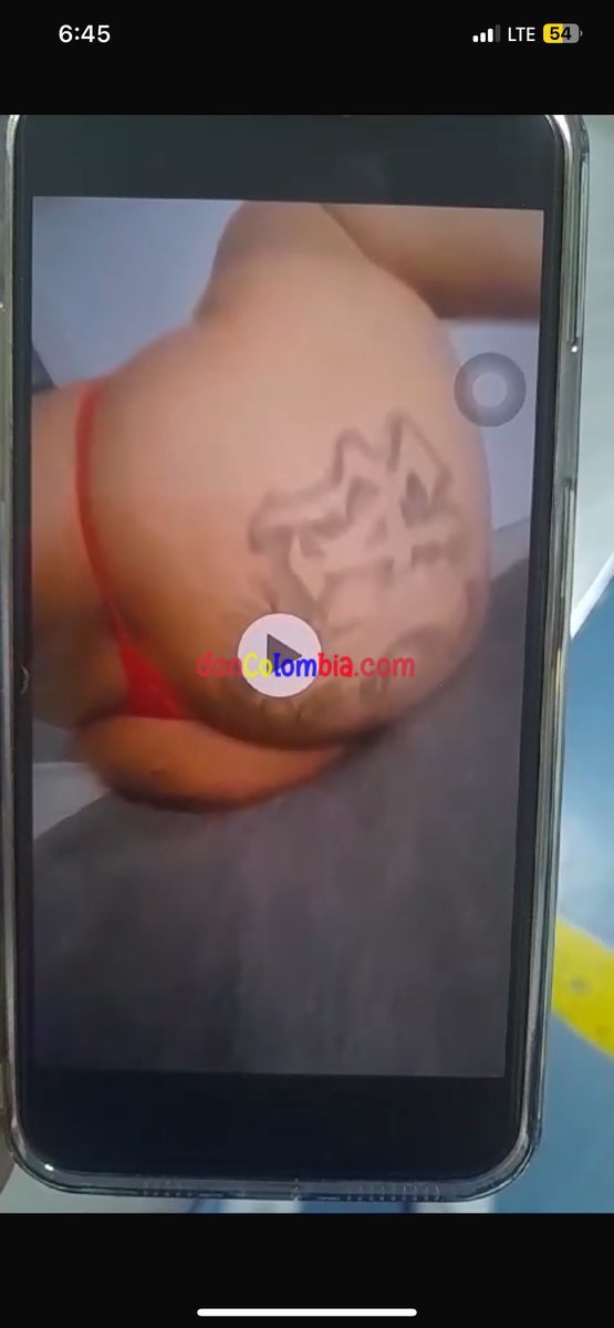 FLACA TATUADA