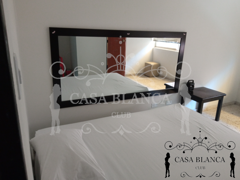 CLUB CASA BLANCA CALI BUSCA ACOMPAÑANTES Y/O MASAJISTAS