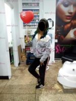 adela4.jpg