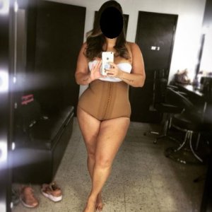 Curvy04.JPG