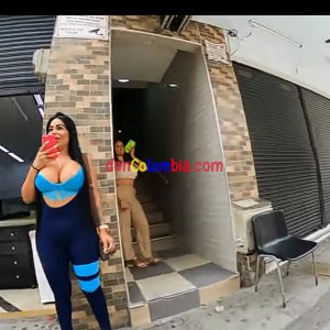 Screenshot_2023-09-13-06-17-19-035_com.miui.videoplayer.jpg